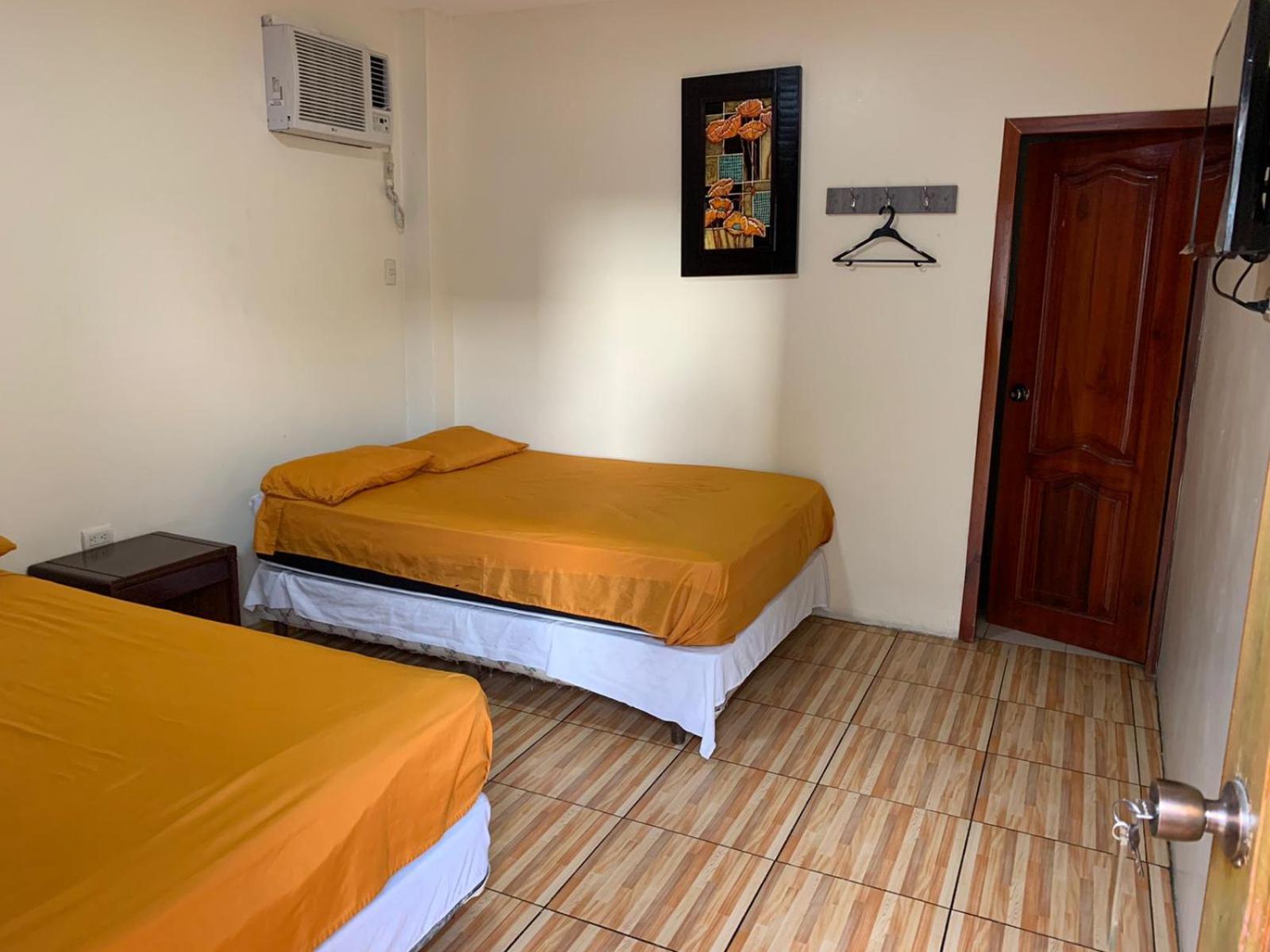 מלון מנטה Hostal Las Velas מראה חיצוני תמונה