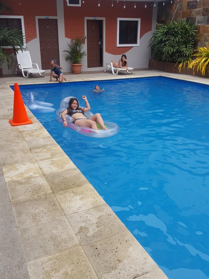 מלון מנטה Hostal Las Velas מראה חיצוני תמונה