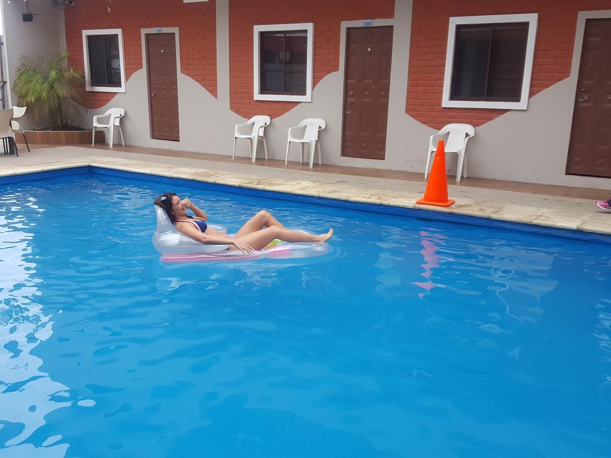 מלון מנטה Hostal Las Velas מראה חיצוני תמונה